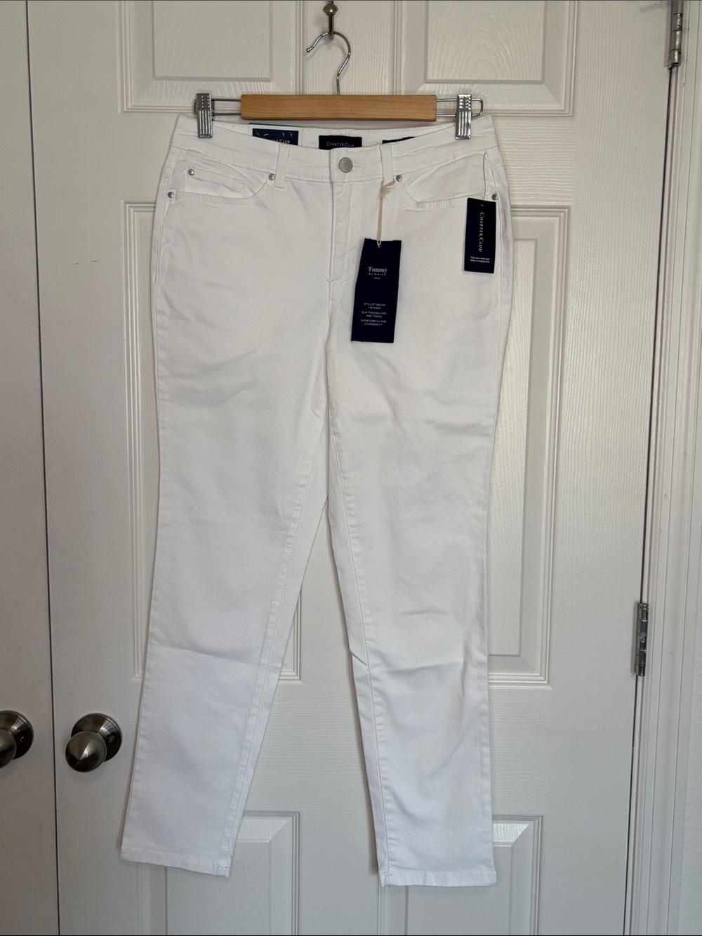 Charter Club Women's White Bristol Skinny Ankle Below Waist Size 4 NWT